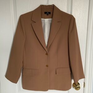 AN Collection Women’s Blazer - Size 8 - Camel